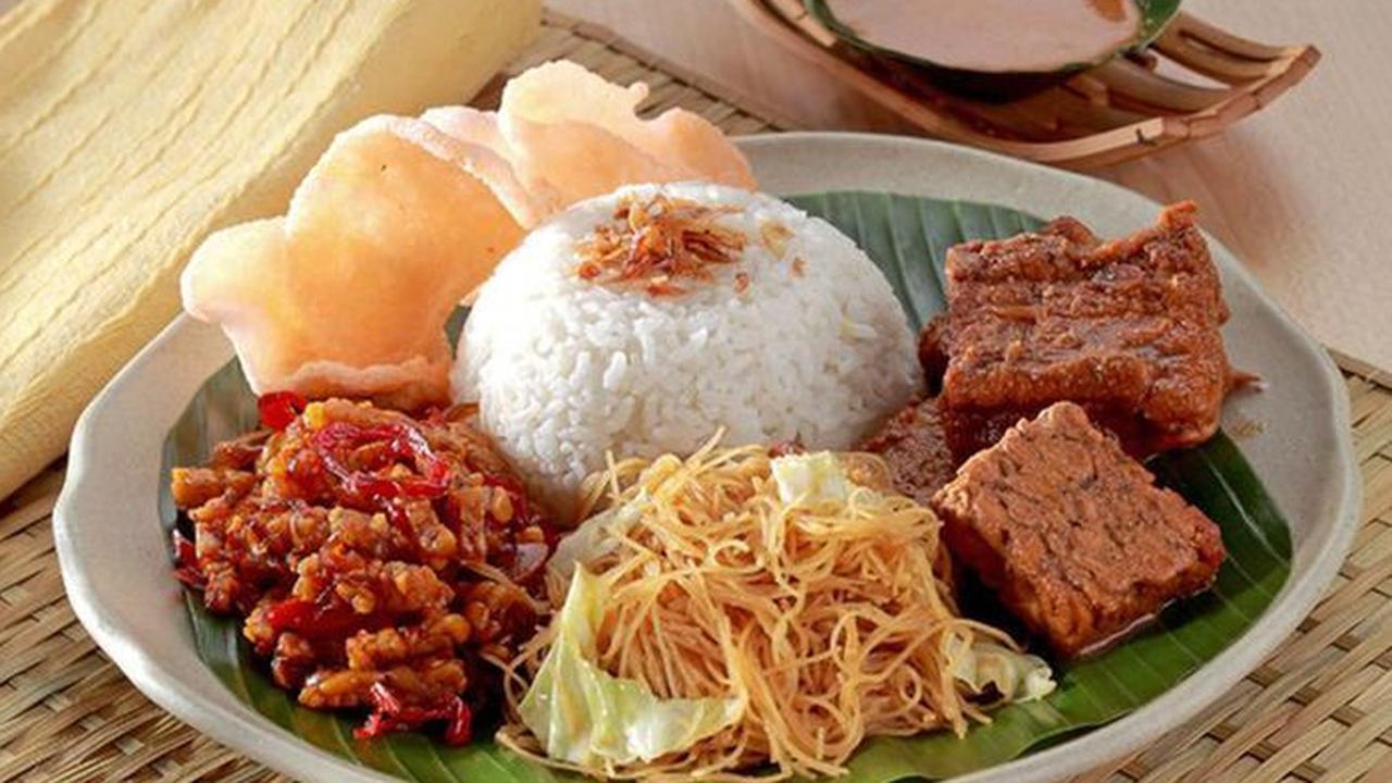 18 Menu Sarapan Indonesia Paling Laris Sepanjang Masa